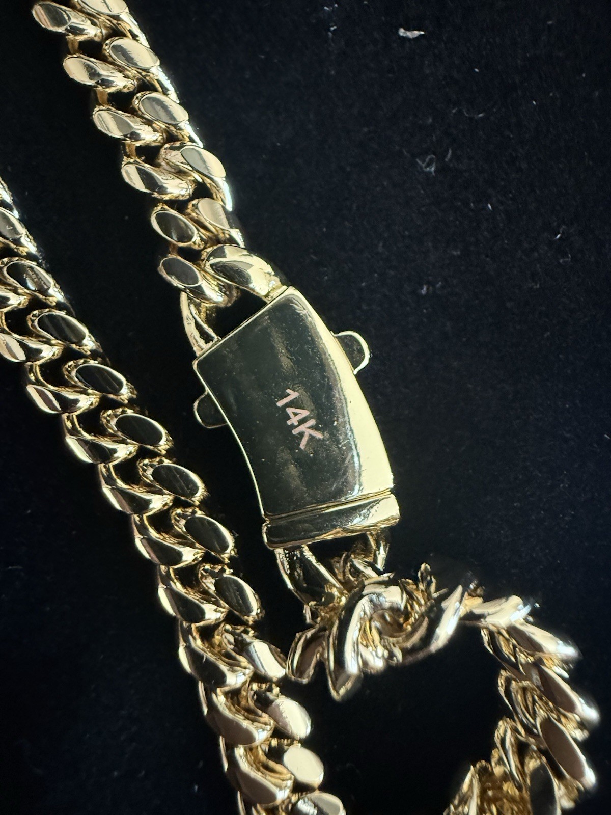 14K Yellow Gold Curb Link Chain Bracelet Box Clasp Closure, No Stone