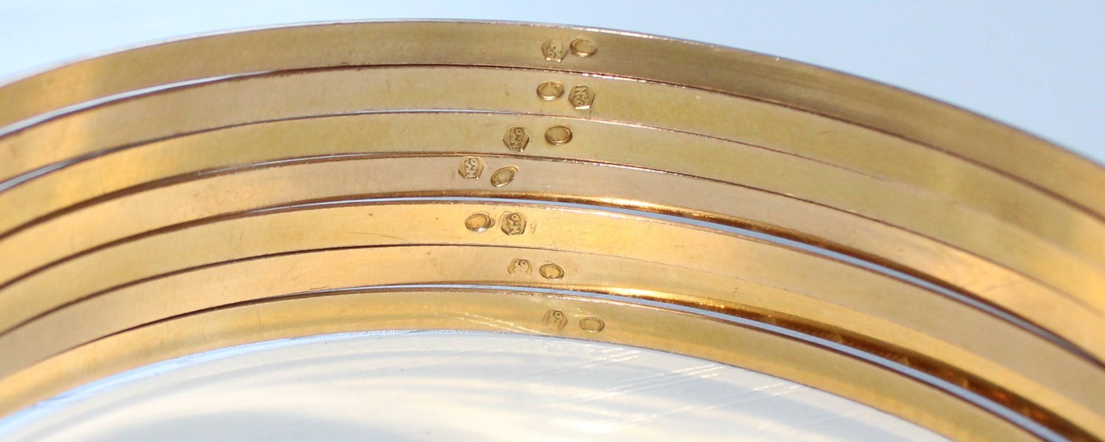 7 ~ 14K Yellow Gold Seminario Bangle Bracelets Diamond Cut 40.9 Grams 2 5/8″