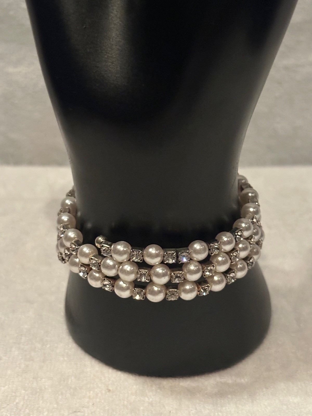 White Beaded Wrap Womens Bracelet New With Out Tags NWOT