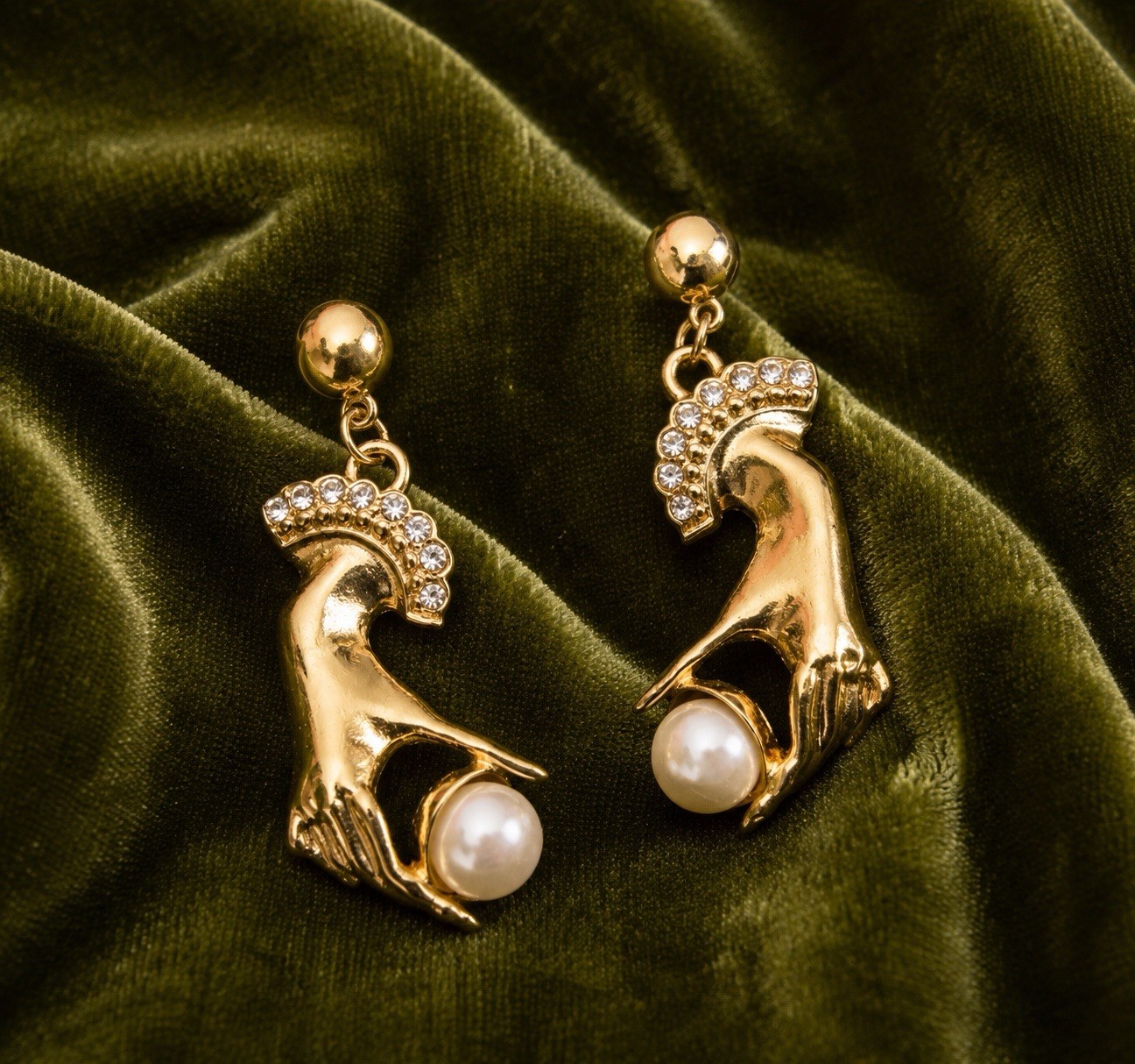 Antique Hand Pearl Earring Museum VTG Gothic Art Nouveau Surreal Boho Art Retro