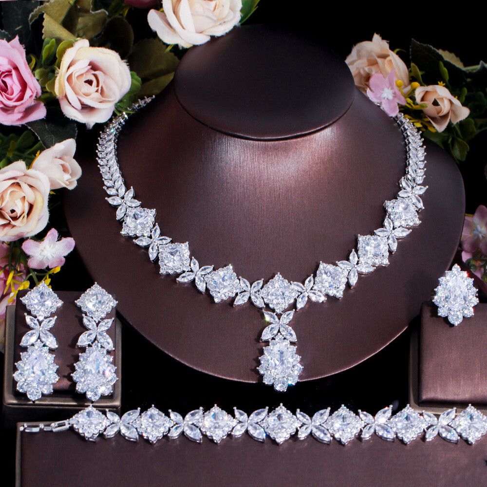 Green CZ Women Engagement Leaf Drop Necklace Earring Bracelet Ring Jewellery Set