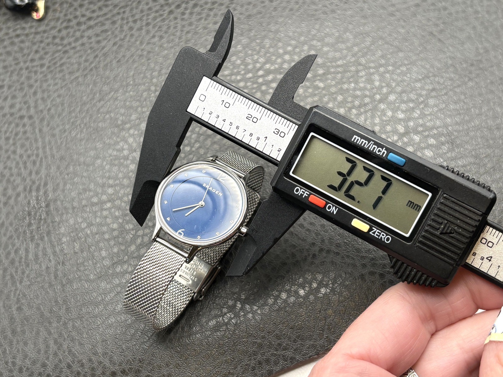Skagen Anita Stainless Steel Mesh Blue Dial Women’s Watch NEEDS BATTERY