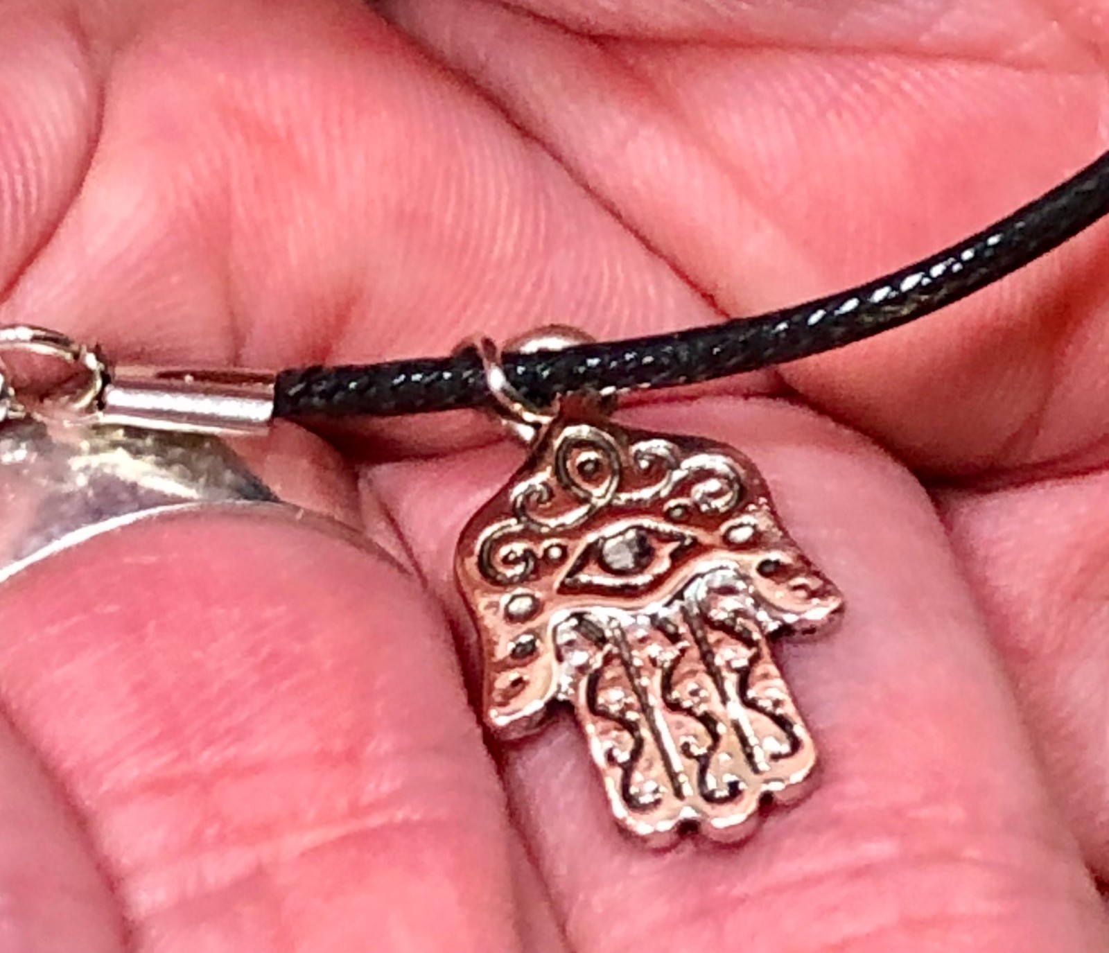 Hamsa Hand Evil Eye Pendant Choker Necklace Luck Happiness Rose Color Silver 18″