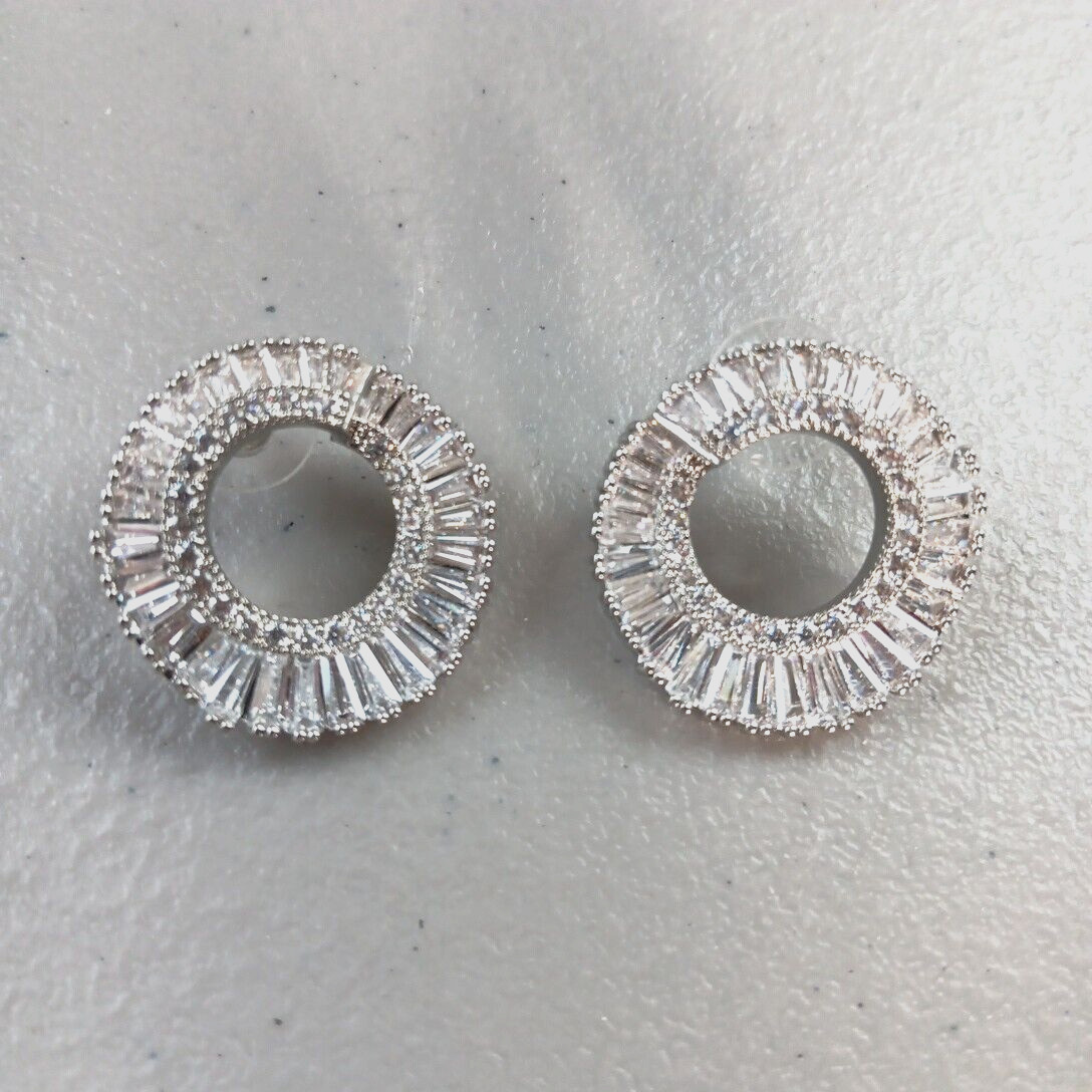 Rounded with Edge Cubic Zirconia Set Post Earrings Shines Bright Classic Luxury
