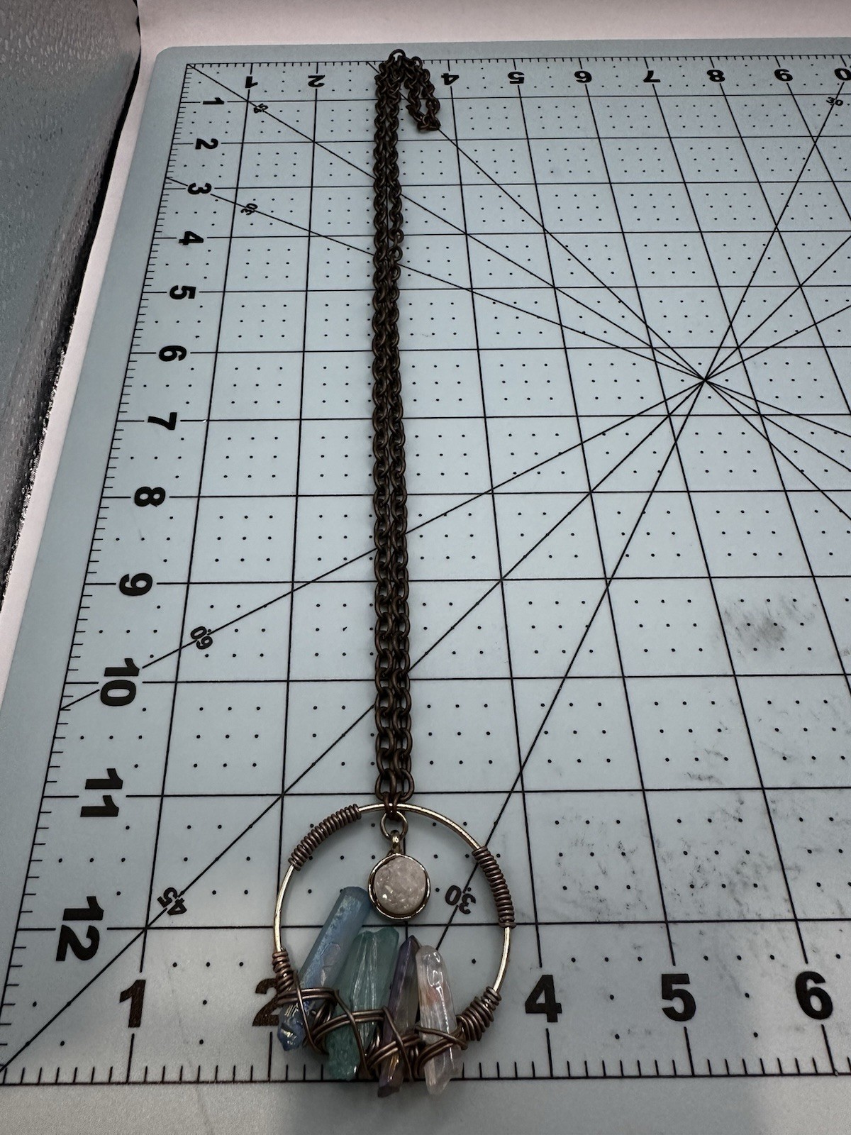 Wire Wrapped Circular Crystal Pendant With Cable Chain 26 Inch