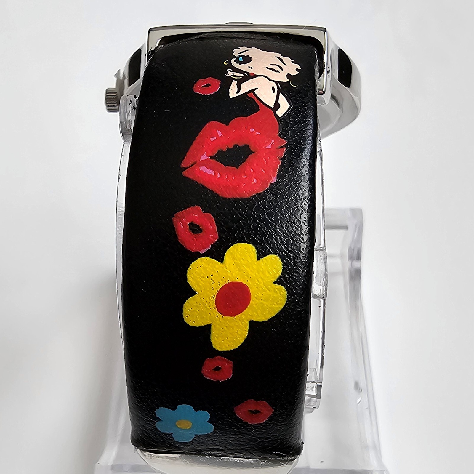 NOS Betty Boop “Marilyn Monroe” Crystal MOP Dial Black Leather Watch New Battery