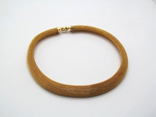 Vintage Gold Tone Domed 13.45mm Wide Mesh Barrel Chain Necklace 16.5 Inch