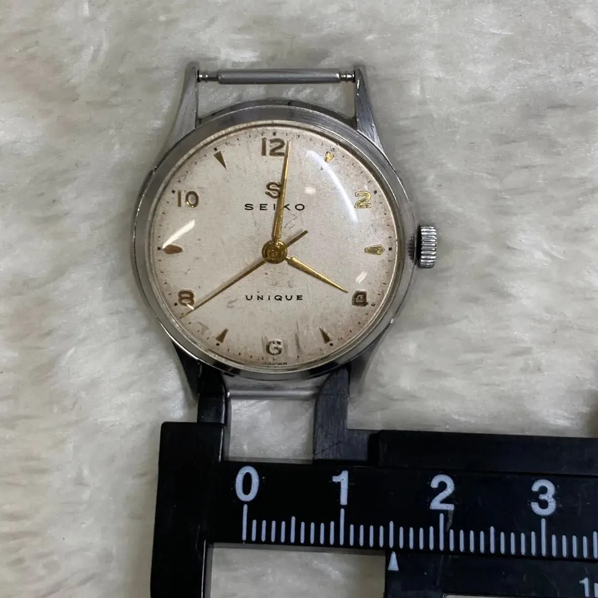 R7-1153 Junk item Seiko UNIQUE 12049