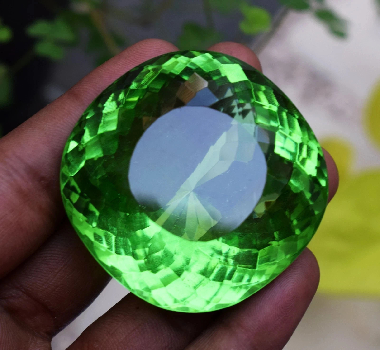460 Ct Flawless Green Peridot Square Cushion Cut Stunning Certified Loose Gem