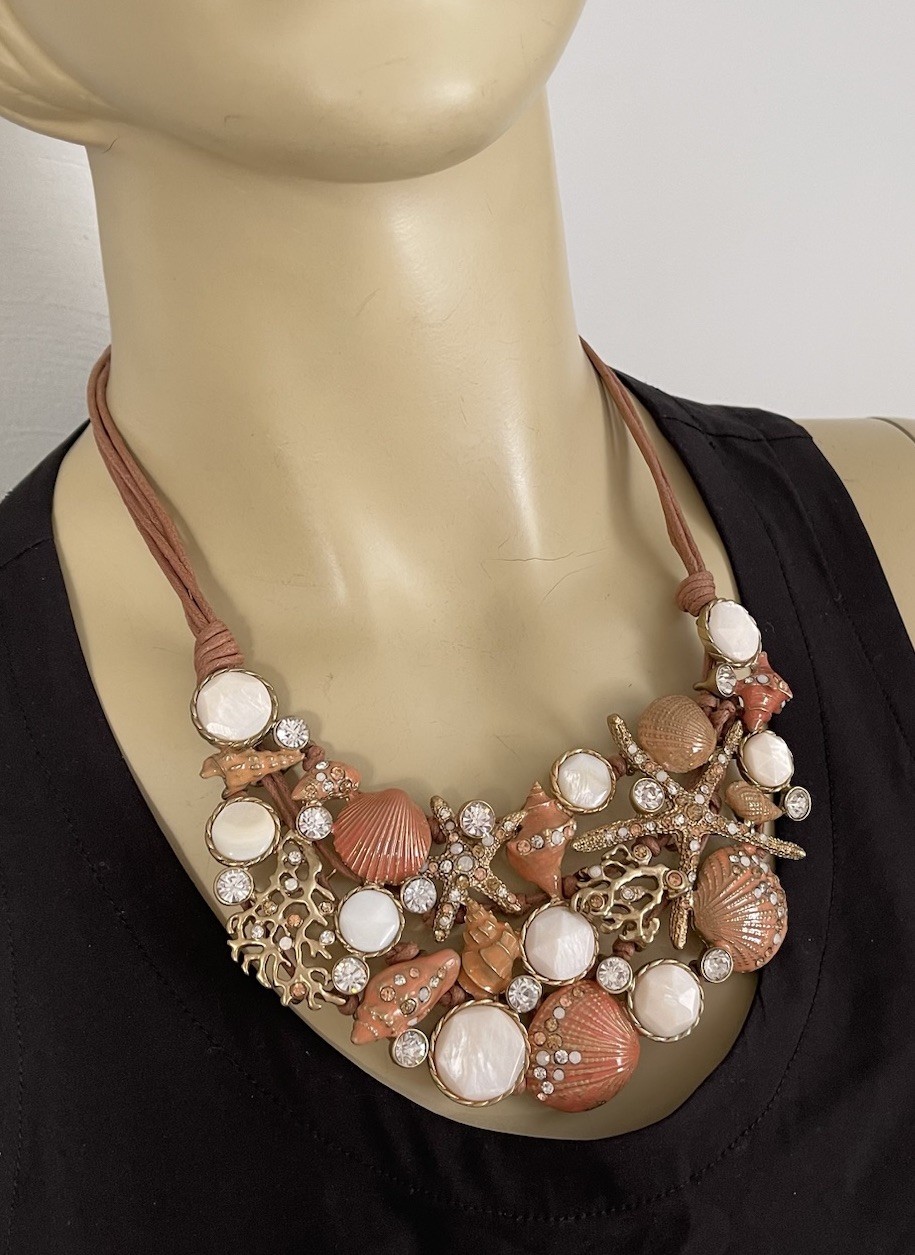 ST THOMAS Nautical Shell Beach Ocean Theme Statement Bib Necklace 18” to 20”