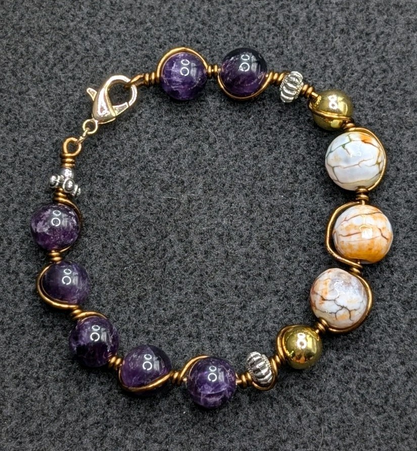 Women’s Stylish Orange Purple Chunky Bead Wire Wrapped Bracelet (16cm) S Wrist