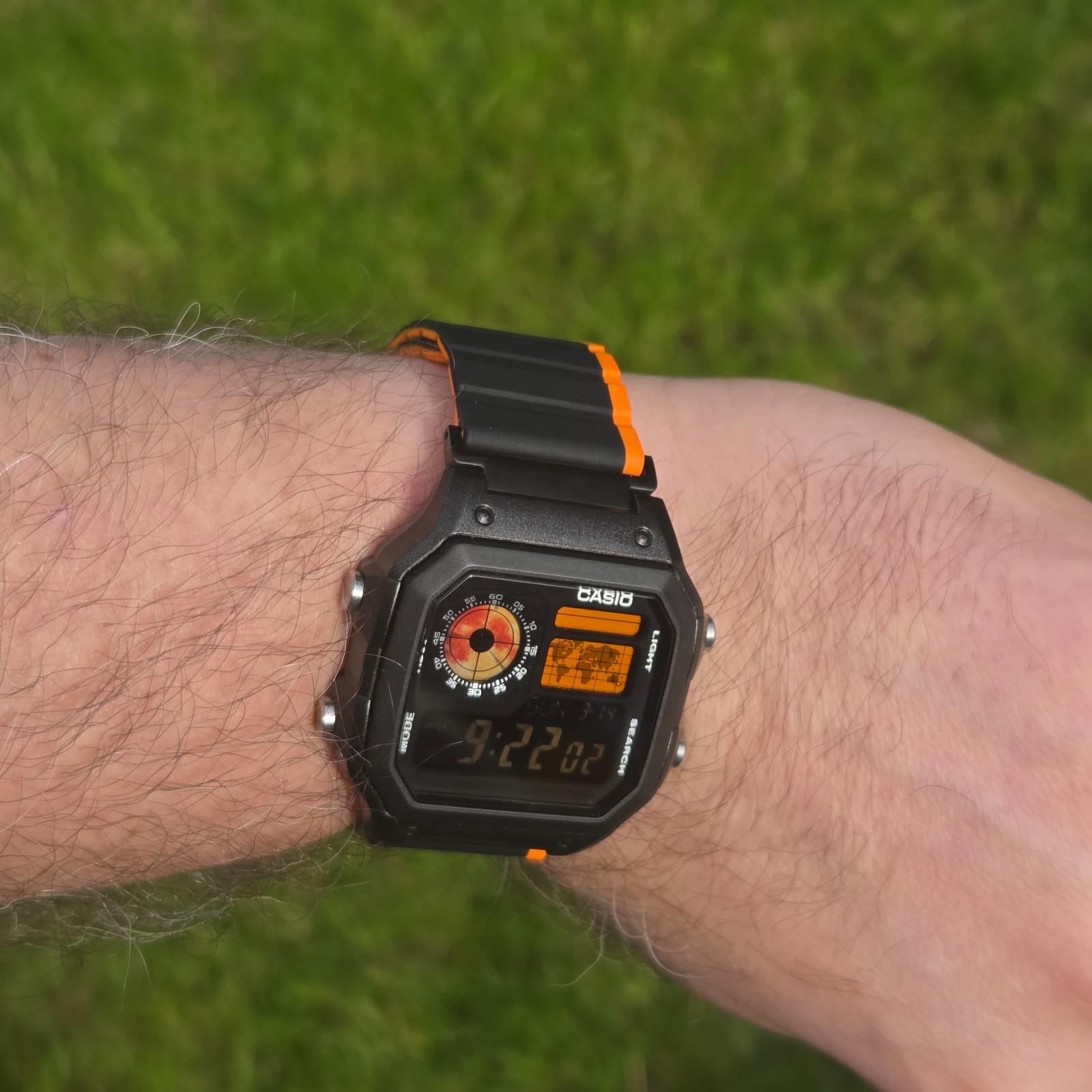 CASIO AE-1200WHD. Royale World Time Mod. Blood Moon (Dark Edition), Hydromod.