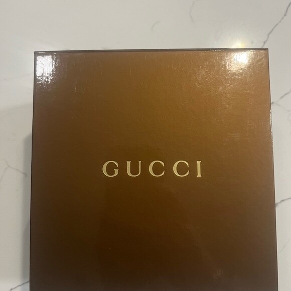 Gucci Dive 40mm Silver Stainless Steel Case with Silver Stainless Steel Band…