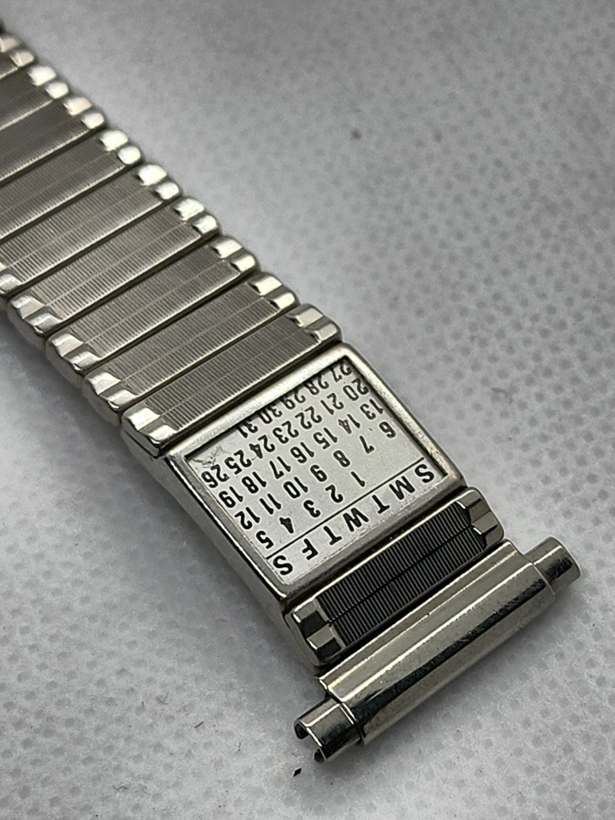 Vintage NOS Brite Calendar Expansion Watch Band-Stainless W/17-21mm Straight End