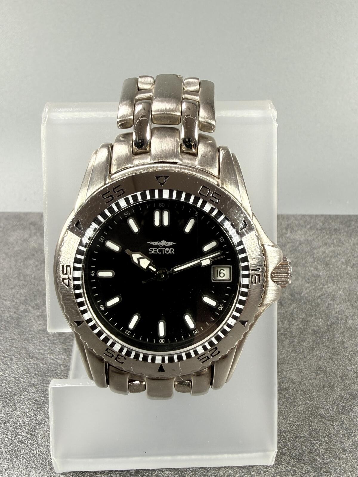 Sector Men’s 38mm Automatic Black Dial Diver Style Watch Stainless Steel Date￼