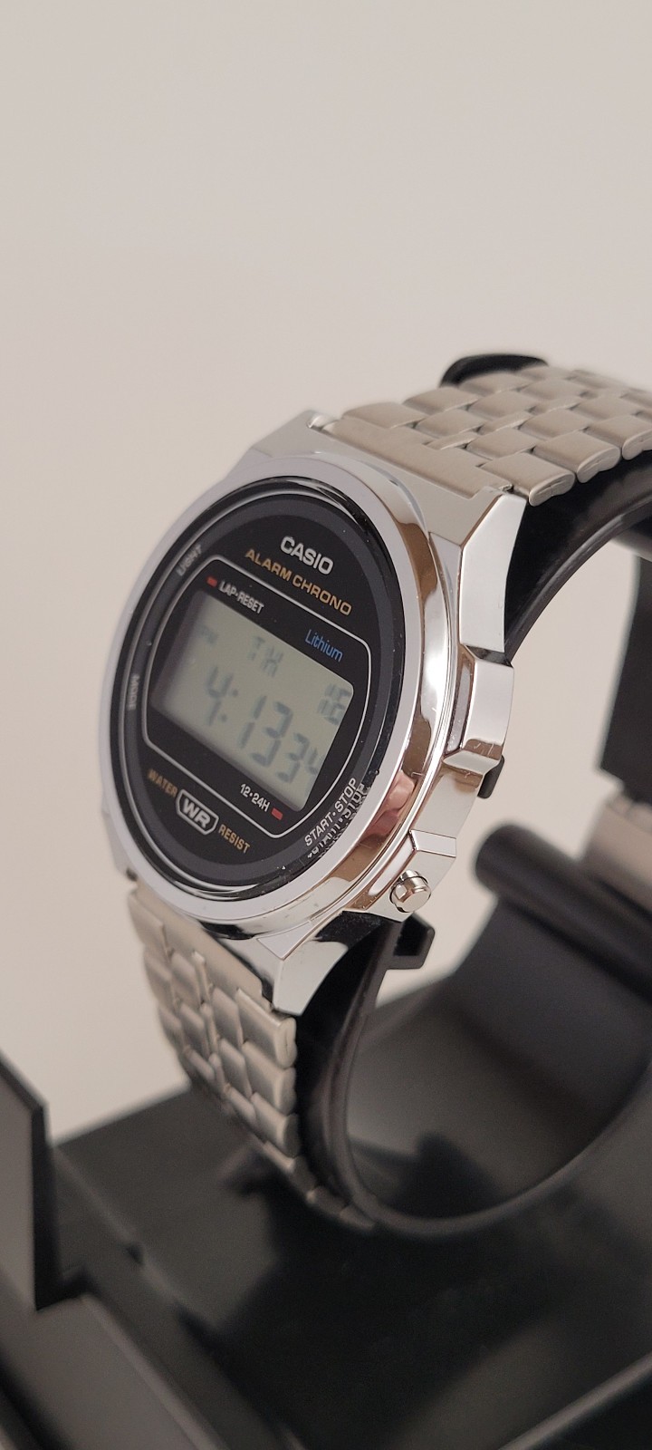 Casio Unisex Quartz Alarm Chronograph Silver-Tone 38mm Digital Watch A171WE-1A