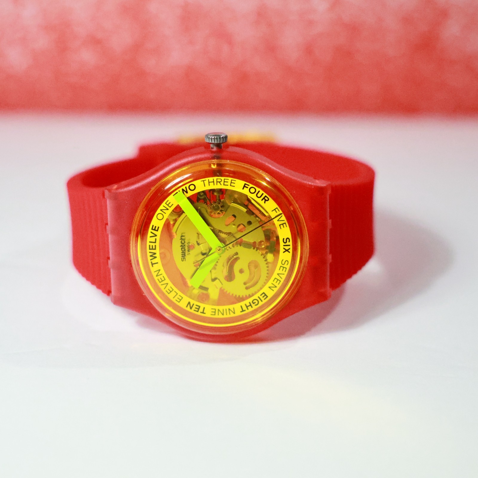 Swatch Swiss Made Retro Rosso GR185 34MM Red Fluo Yellow Screen Silicone Watch