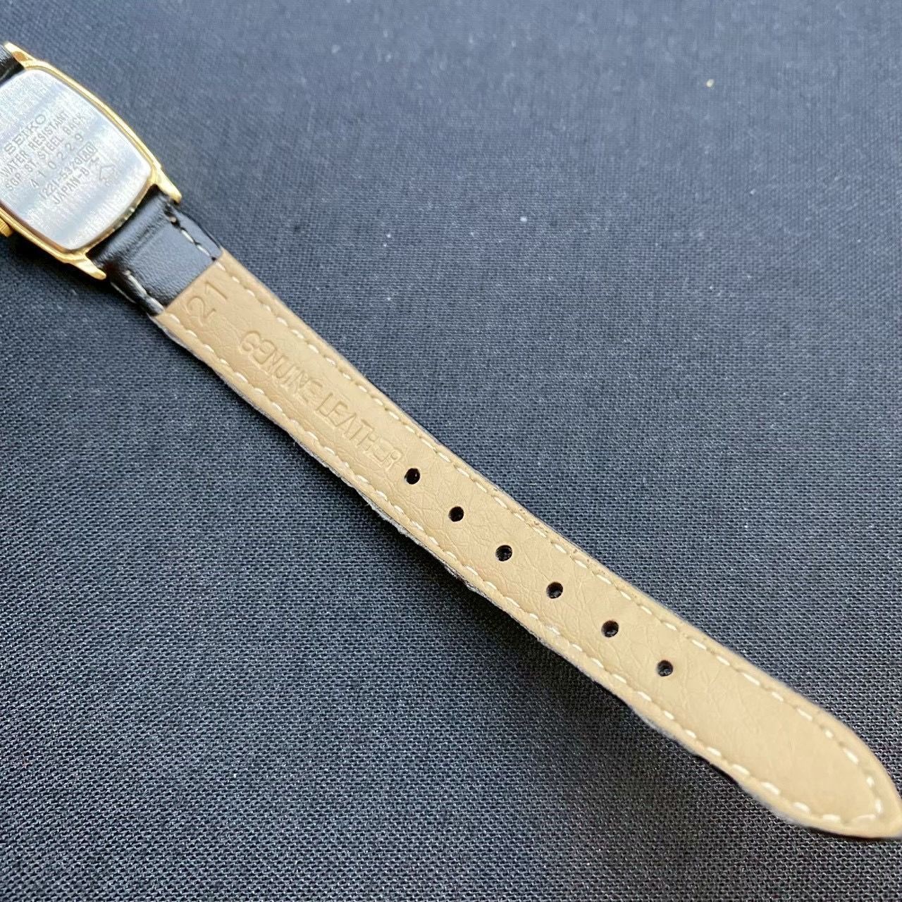 Working Item Seiko Quartz Watch 1221 5320 Square Gold Dial New Belt Ladies