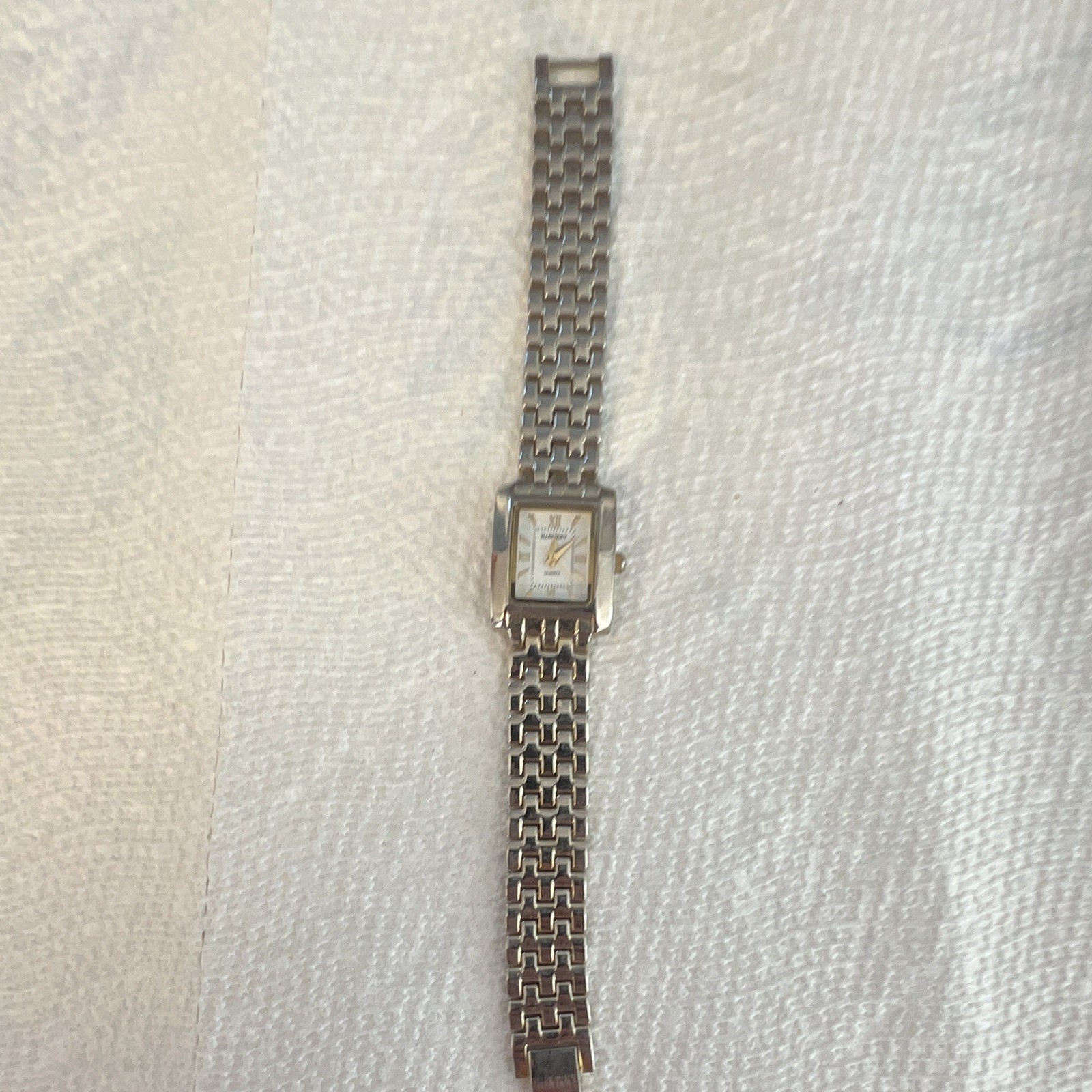 Ellen Tracy Women’s Quartz Analog Dress Watch Silver Rectangle Metal Bracelet