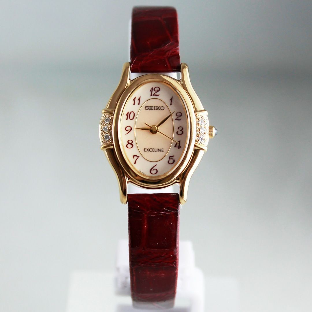 TEC 1 SEIKO EXCELINE 1F21 5F50 Ladies Quartz Shell Dial Diamond Oval Case Arabic