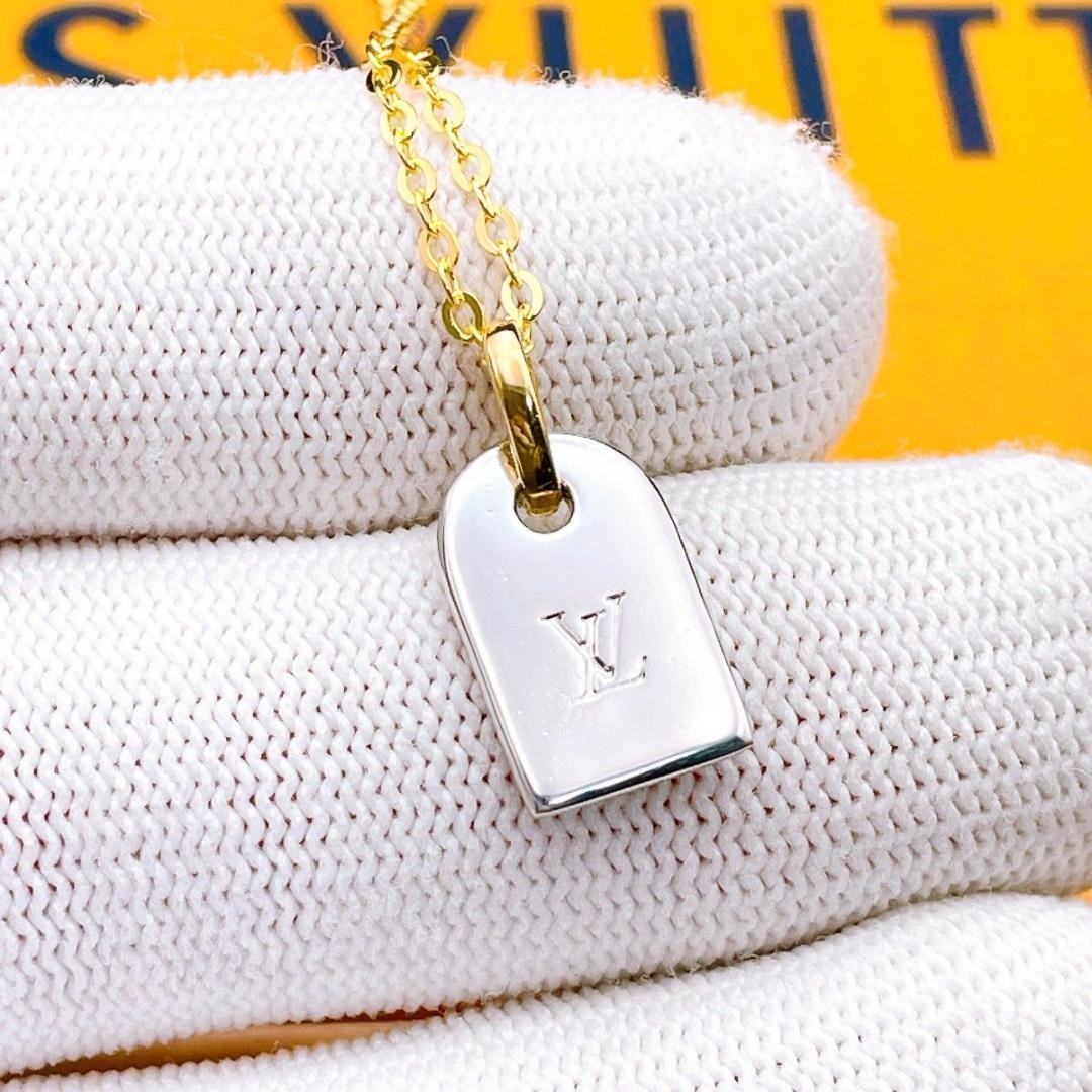Louis Vuitton New Necklace Nanogram 3.01g