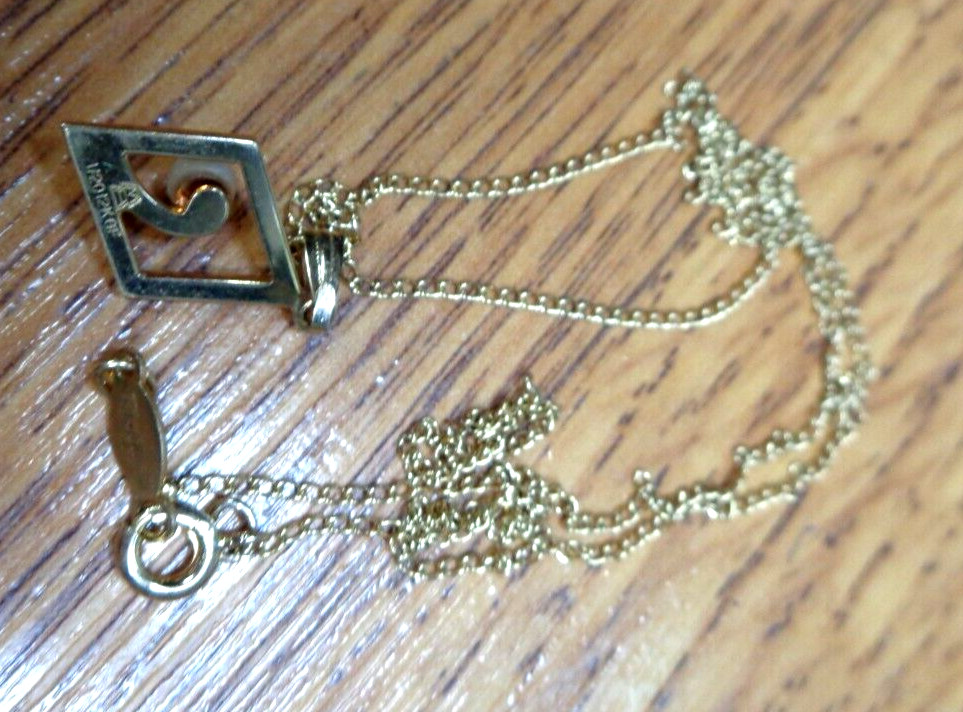 Vtg Estate Jewelry MARVEL Brand 1/20 12KT Gold Filled GF Faux Pearl Necklace 18″