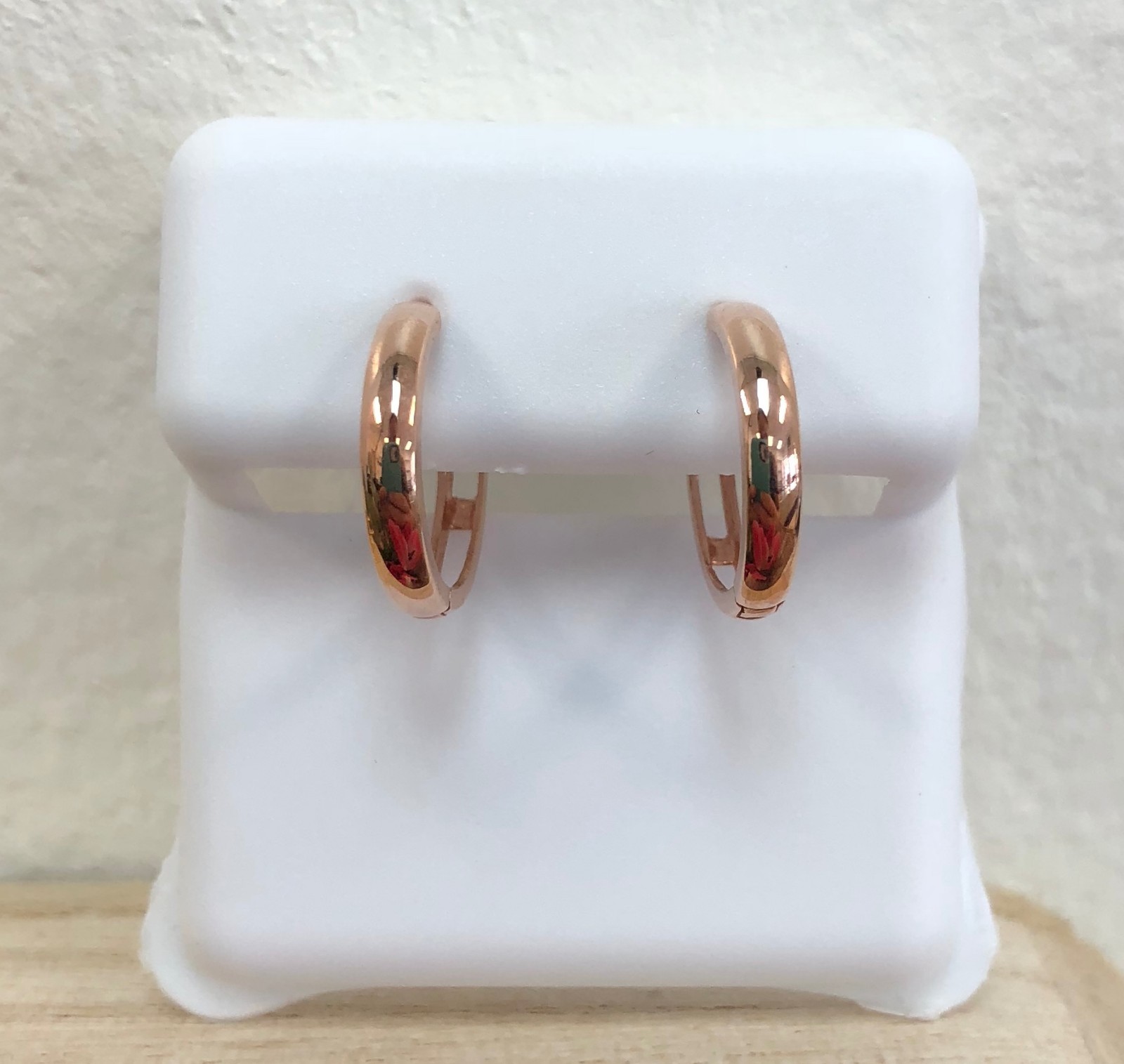 14k Solid Rose Pink Gold women`s Huggie Hoops Earrings/Aretes Argolla oro rosado