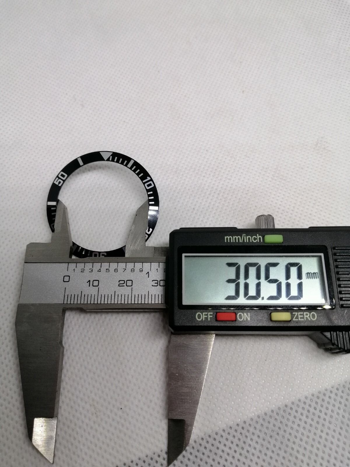 005 SEIKO BLACK BEZEL INSERT FOR MENS SIZE 10 BAR SUB SKX031 7S26 0040