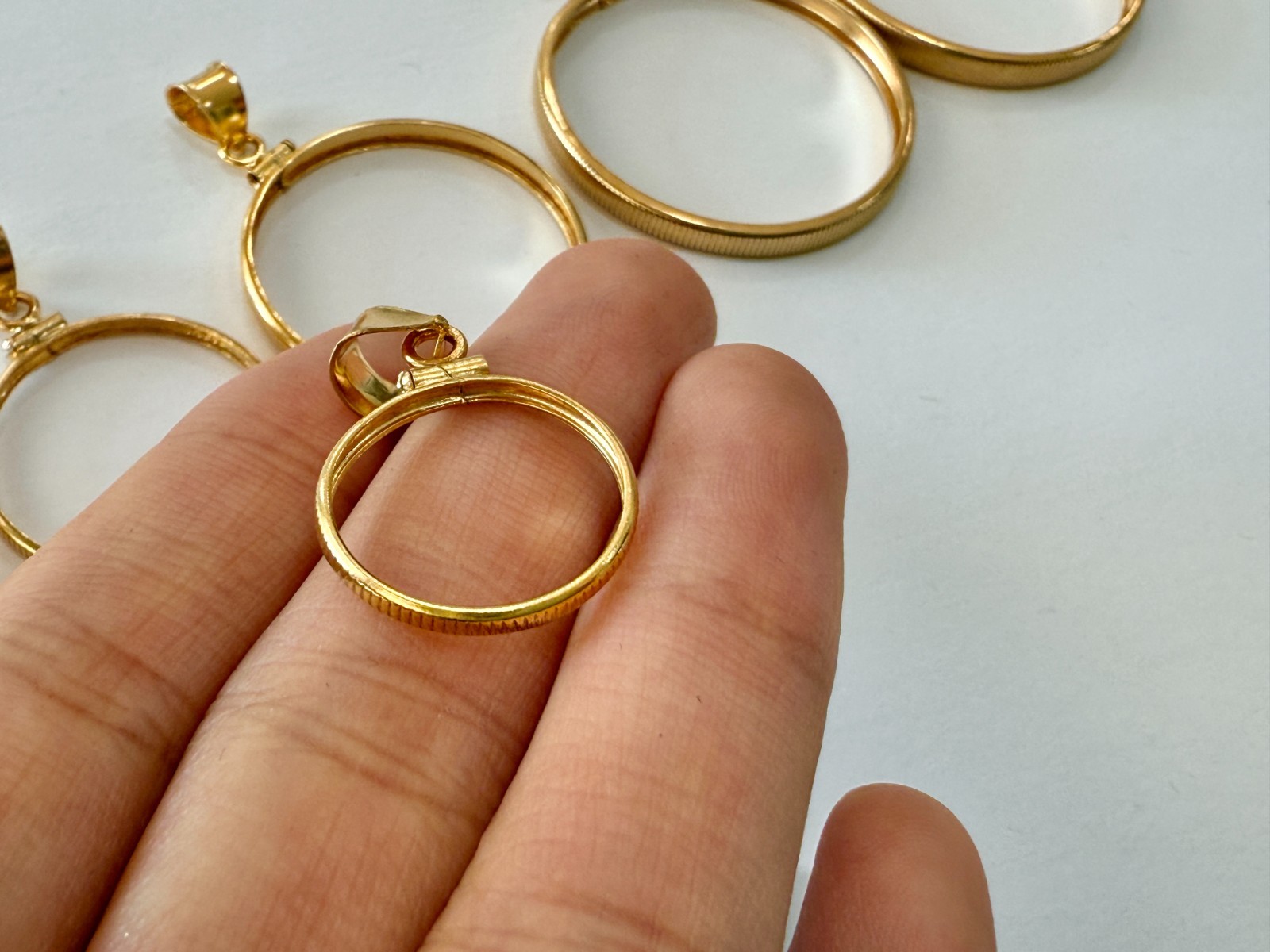 Authentic 14k Gold Filled Screw Top Bezel with Coin Edge 6 Sizes