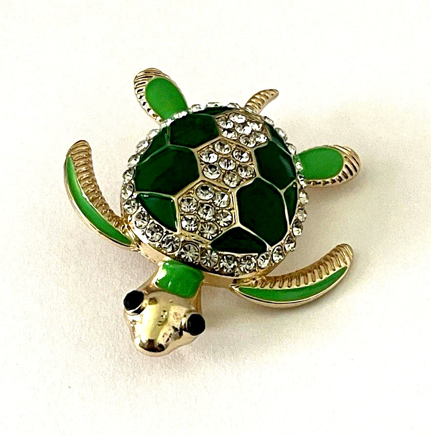 Green Turtle Enamel & Rhinestone Brooch Pin Gold Tone Finish Crystal Shell NEW