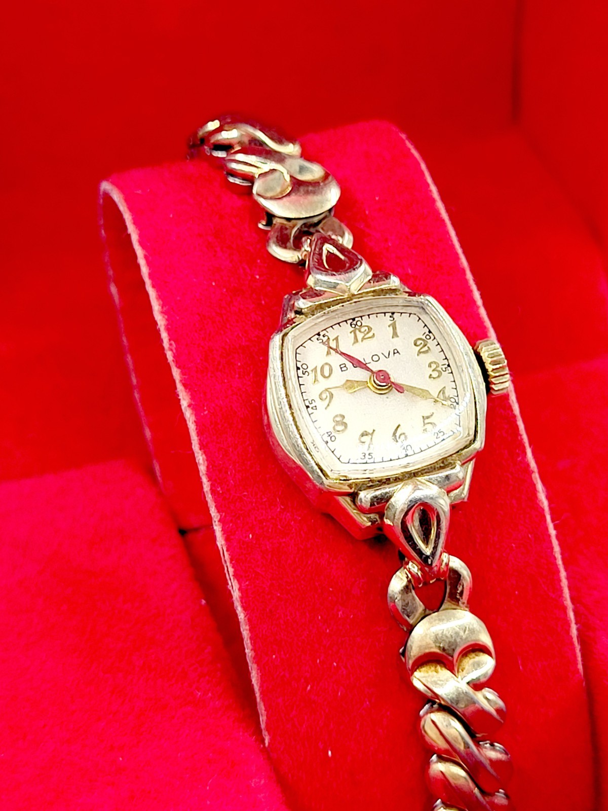 Vintage 1956 Bulova Ladies 16mm Cocktail Watch 10K Gold Filled Swiss Works Great