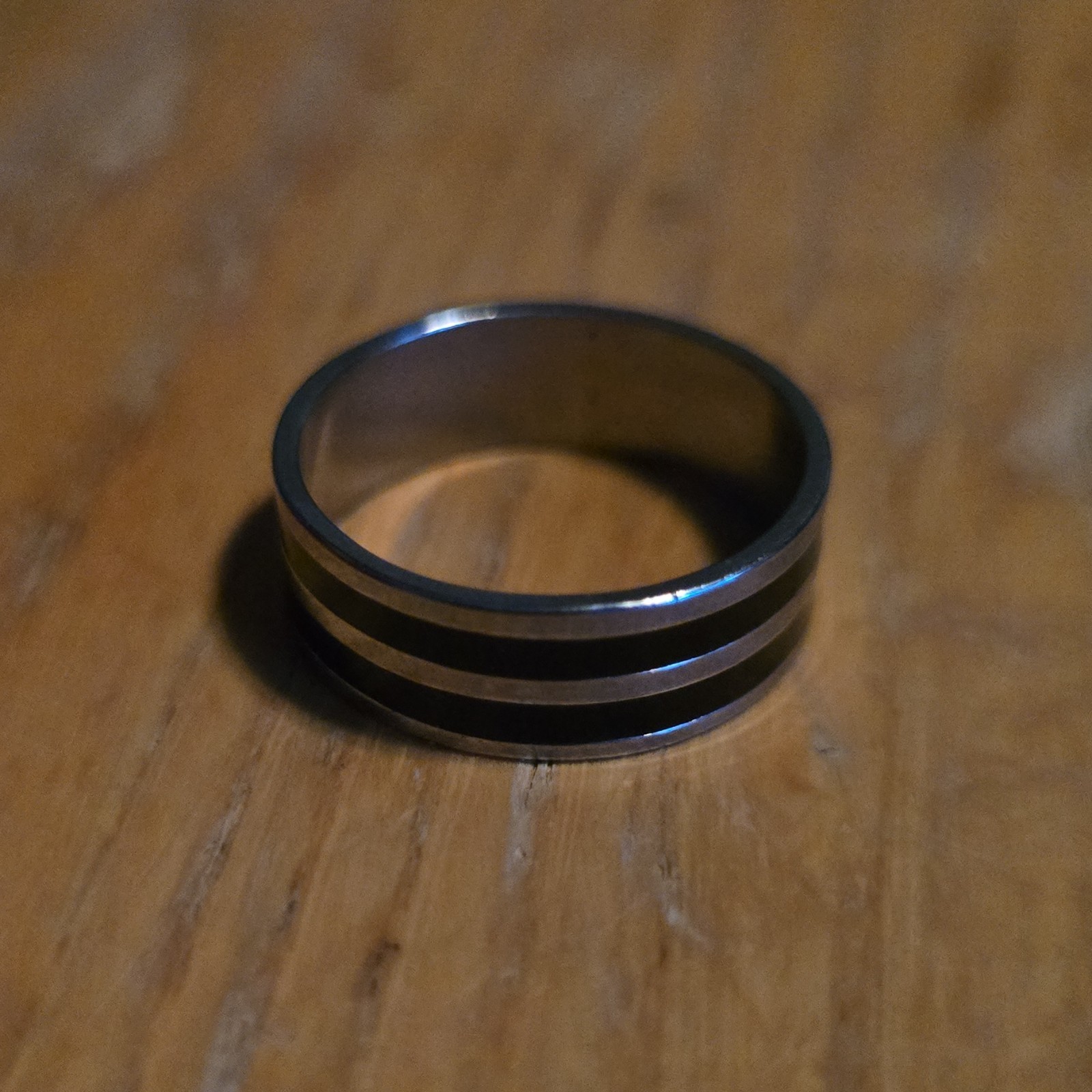 Black & Silver Tone Double Stripe Metal Band Ring Size 9.25 No Stone