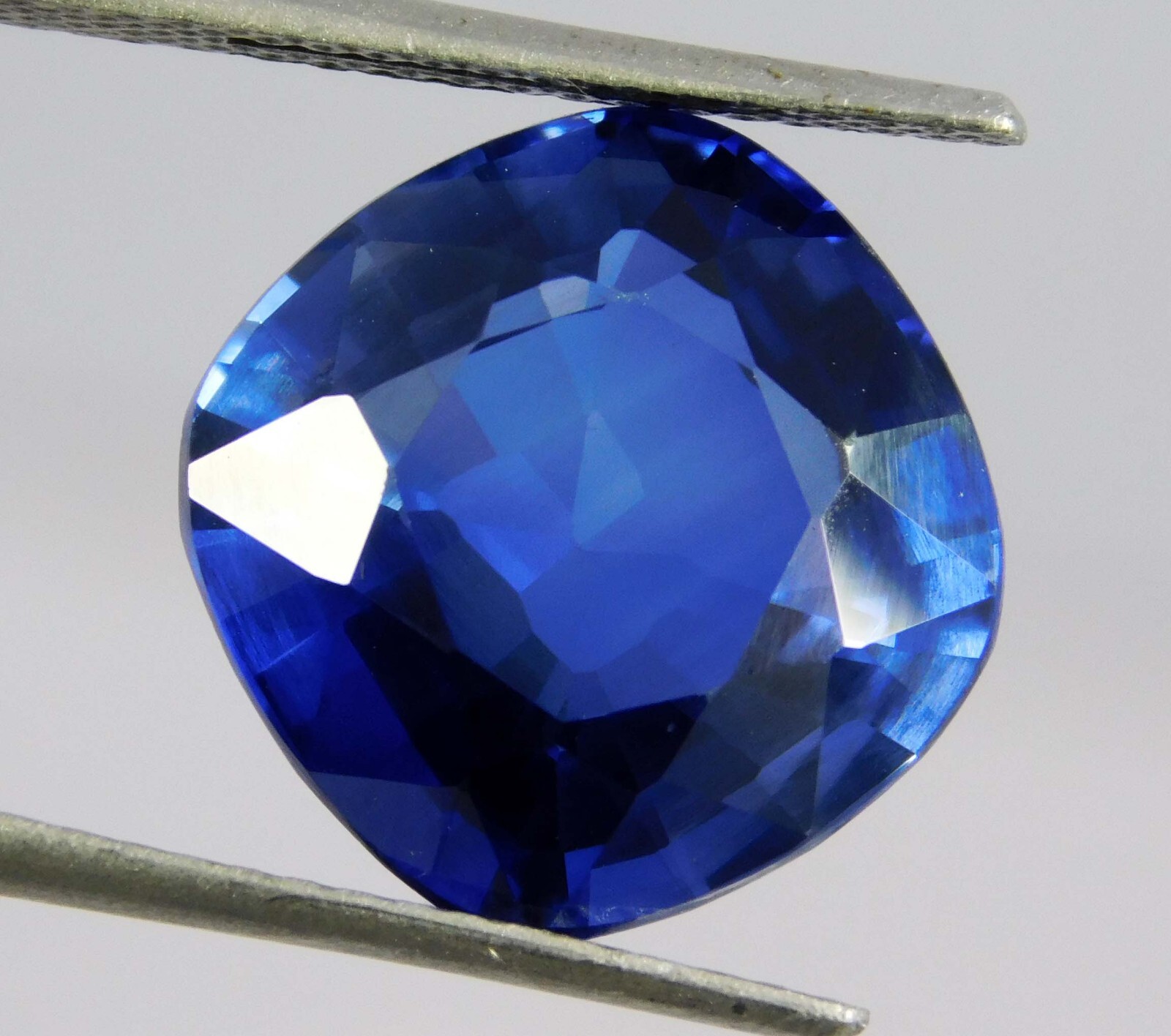CERTIFIED 11.45 Ct Natural California Blue Rare Benitoite Cushion Cut Gemstone