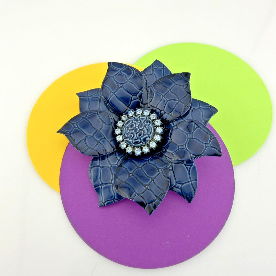 Vintage Blue LARGE Enamel Flower Brooch Pin Mod Pop Art Alligator Look Metal