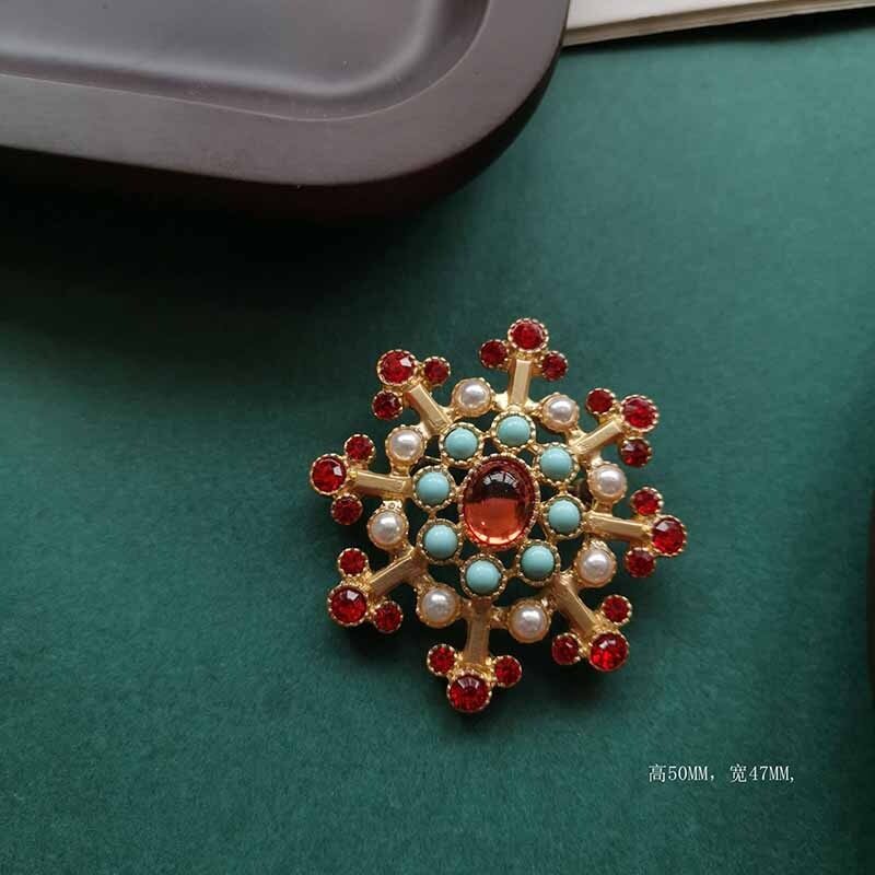 Retro Pearl Exquisite Crystal Brooch Pin Badge Bag Brooches Woman Accessories
