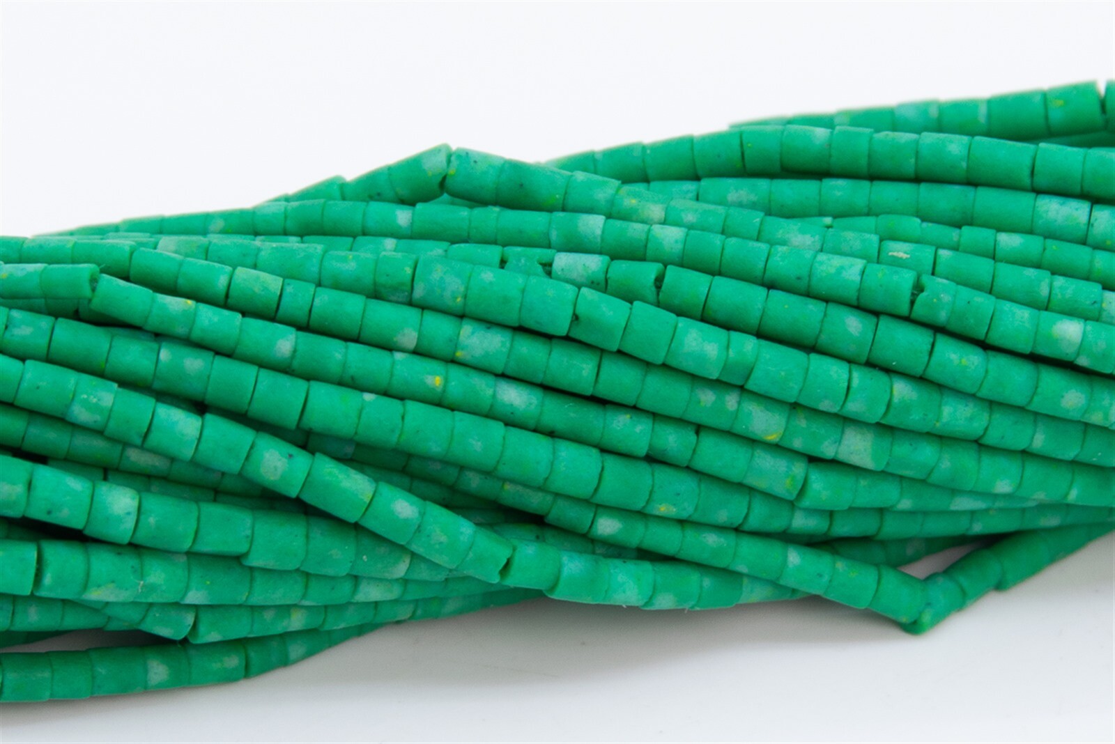 2x2MM Deep Grass Green Howlite Beads Round Tube Beads 12.5″