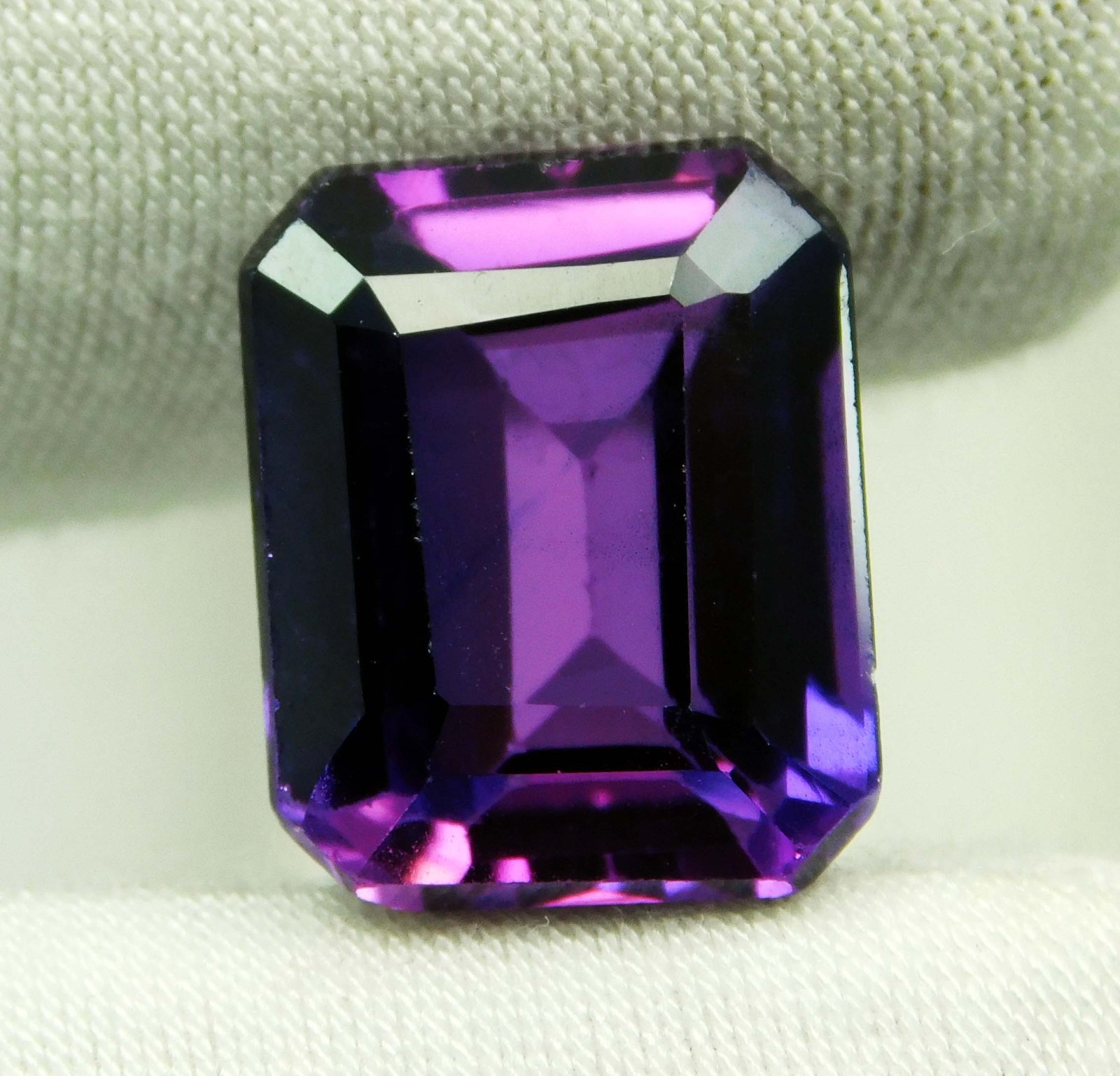 Natural Purple Blue Tanzanite 9.35 Ct AAA Emerald Cut Certified Faceted Gems