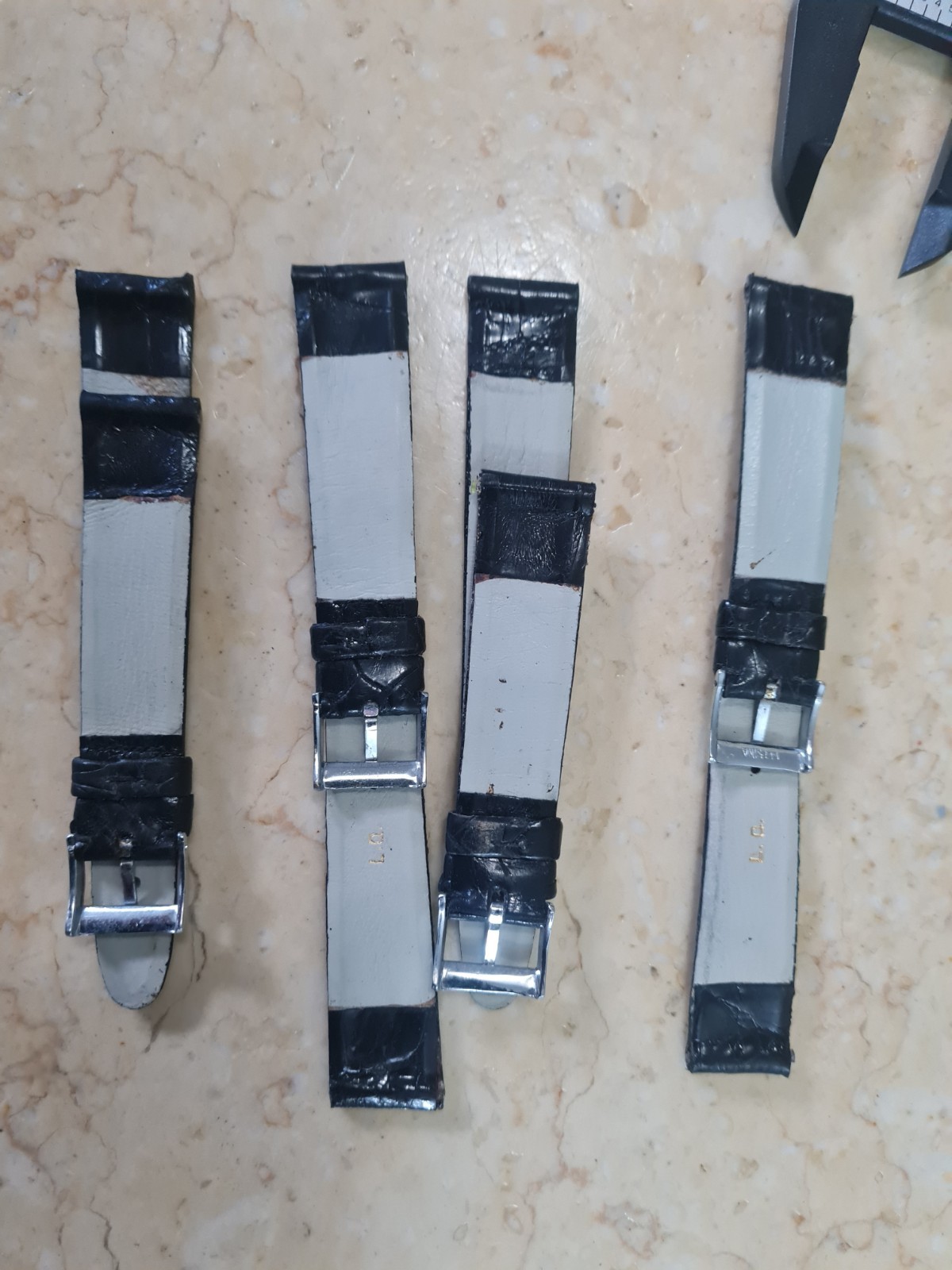 1 REAL CROCODILE SKIN STRAP 19mm. Vintage Genuine Leather Watch
