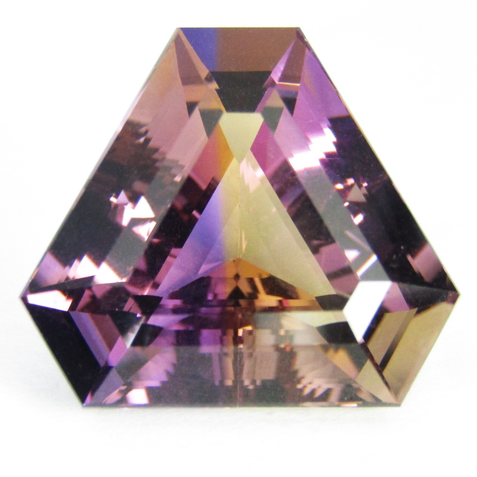16.58Cts Gorgeous Natural Bi-Color Ametrine 14.7mm Fancy Cut Loose Gemstone