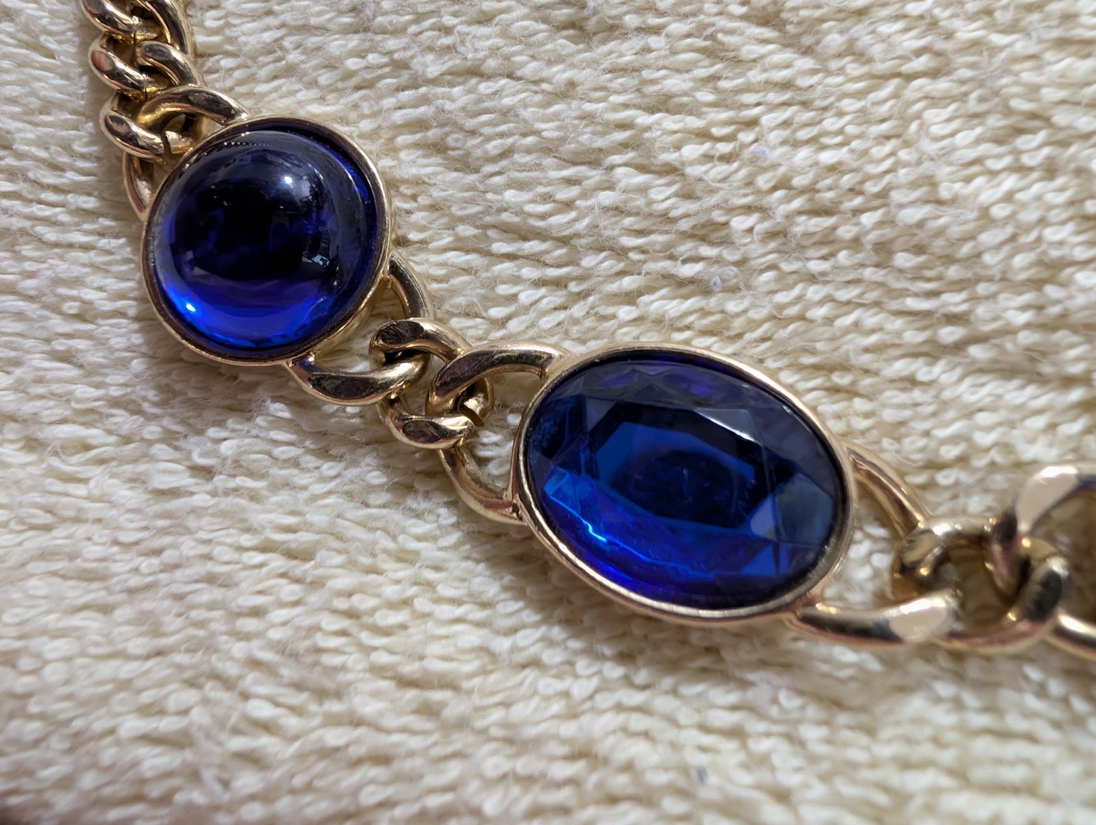 Avon Gold Tone Curb Link Necklace w/ 6 Blue Crystal Stations, Bezel, Signed