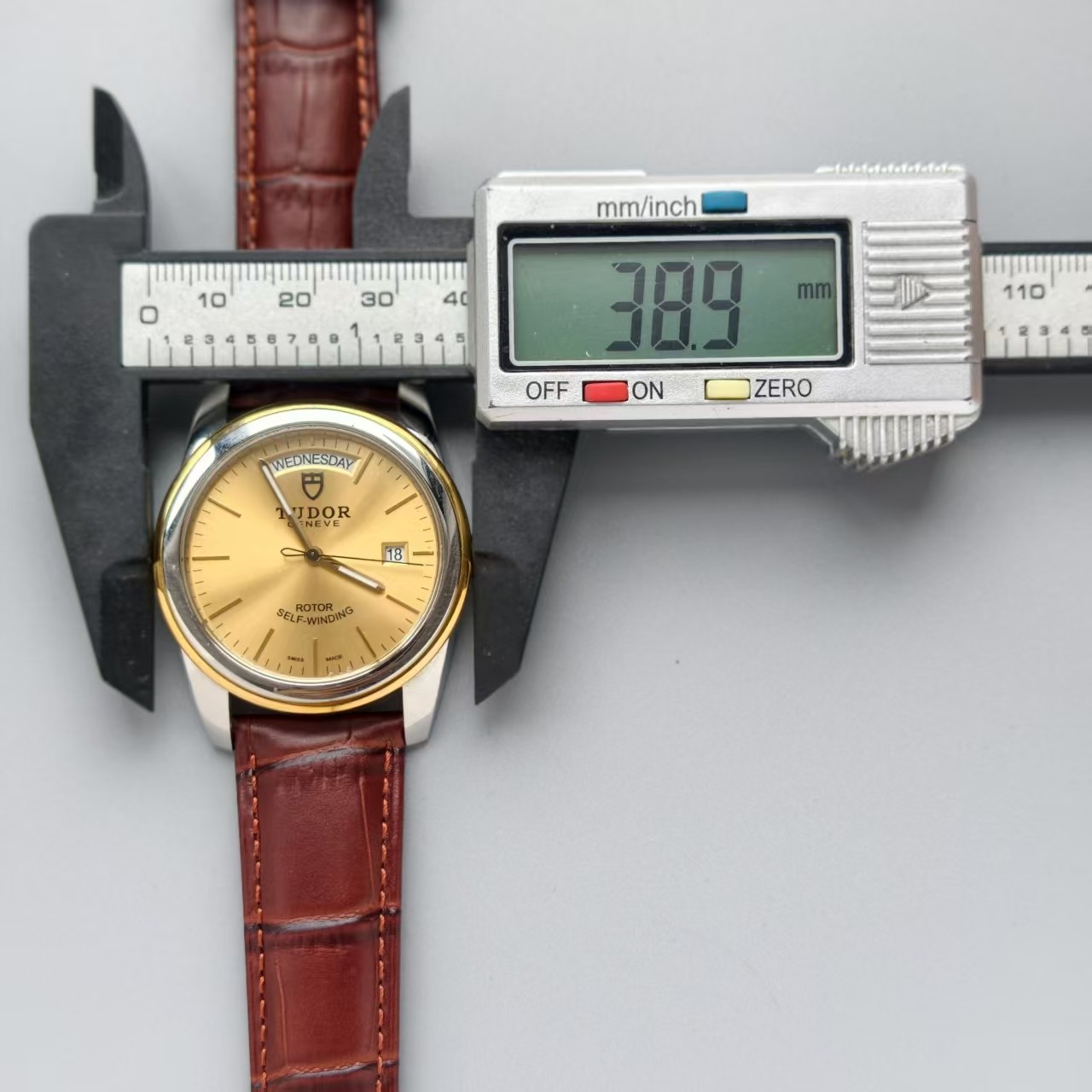 Tudor Champagne Dial Glamour M56003-0040 Men’s Watch Automatic 39mm Date