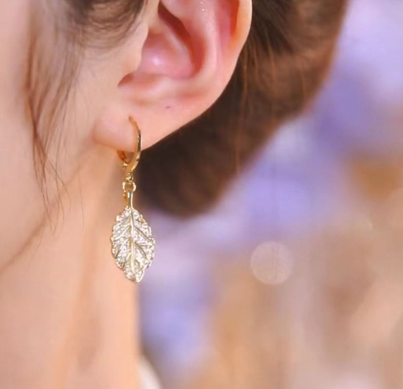 Women 925 Sterling Silver Dangle Pave CZ Hanging Leaf Huggie Hoop Earrings PE25
