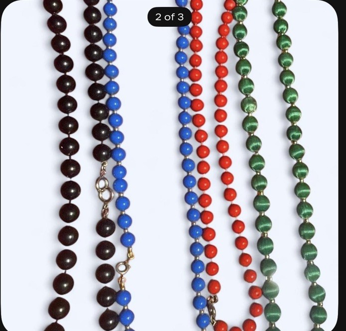 Lot Vintage, Red Green Blue White Chunky Beads Necklace, Free Gift