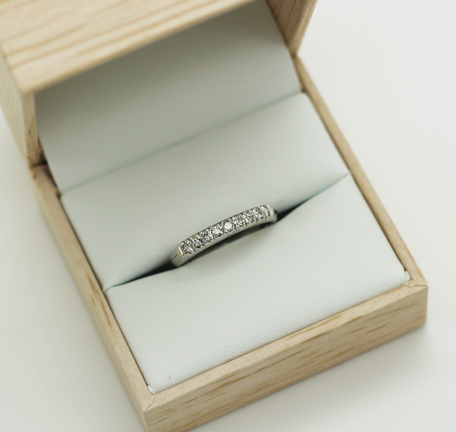 Platinum 0.27ct Diamond Band Ring Size 6.5