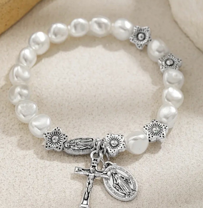 012 White Pearl Beaded Religious Charm Bracelet w/ Cross & Virgin Mary Medal