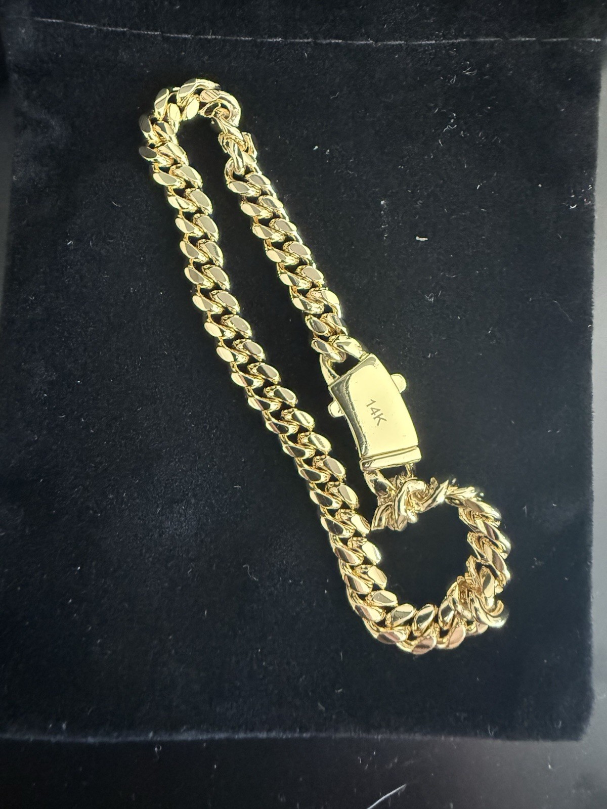 14K Yellow Gold Curb Link Chain Bracelet Box Clasp Closure, No Stone