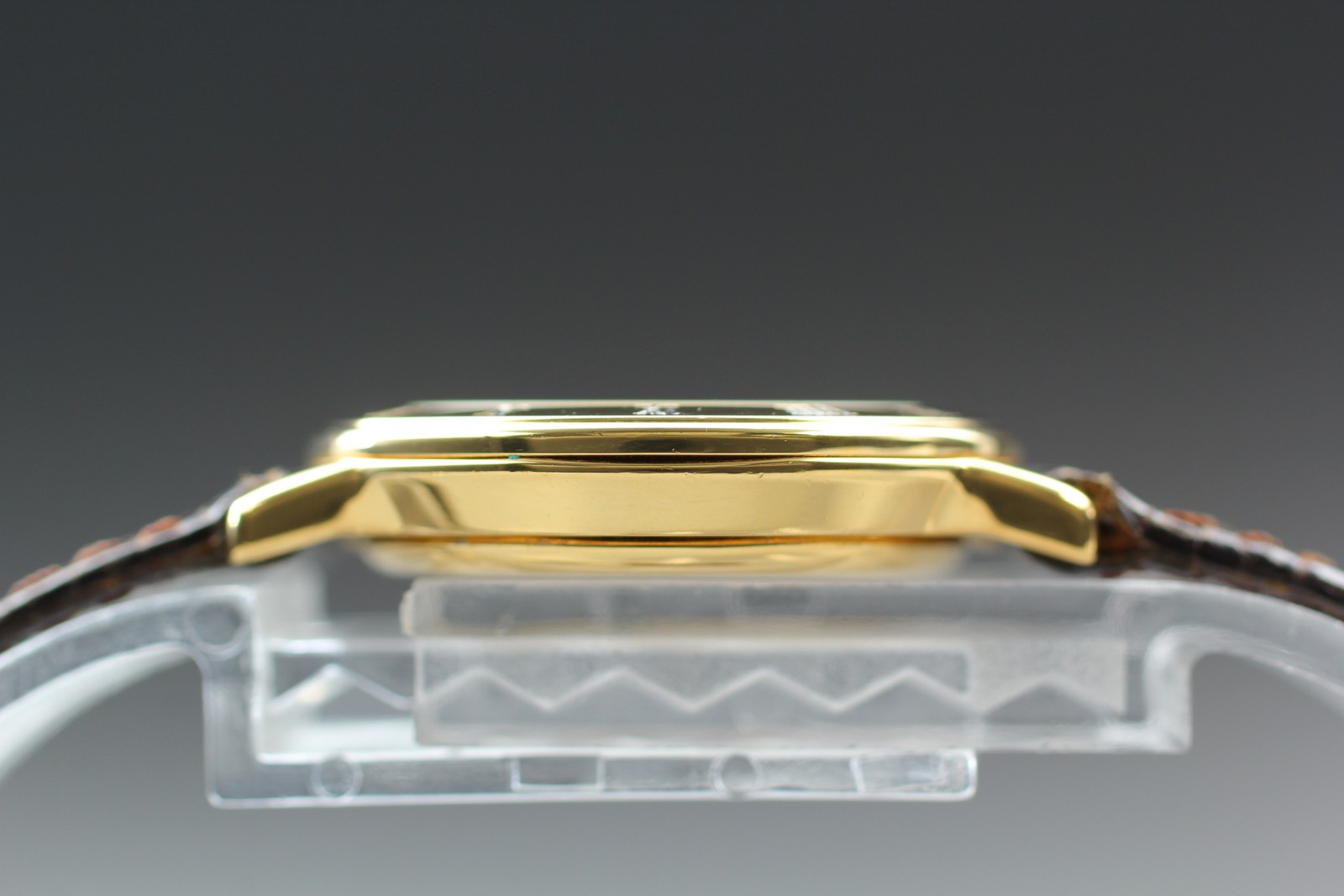 [Near MINT] GUCCI 3000.2.L 26mm Gold Dial Roman Quartz Women’s Watch From Japan