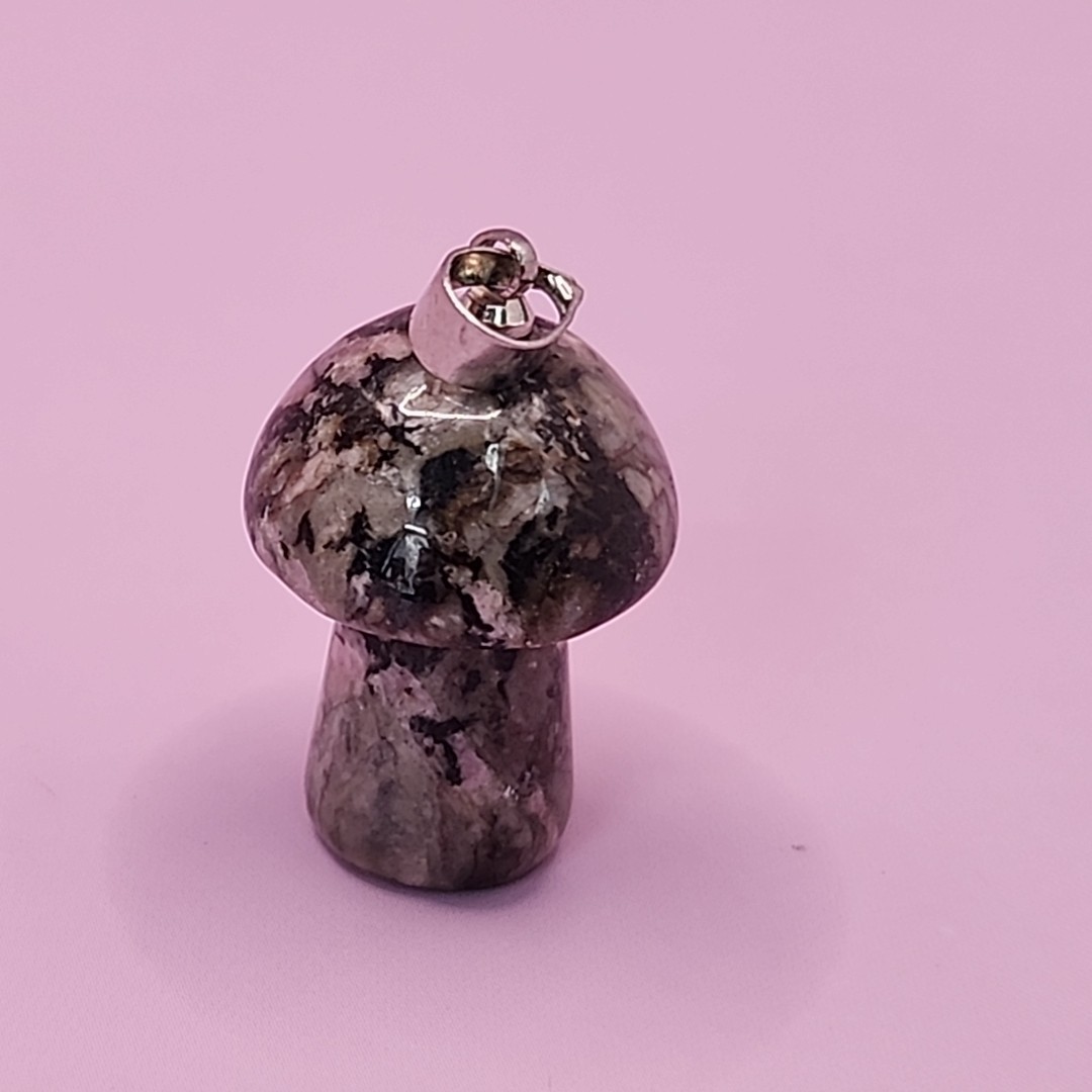 NEW TGS Jewelry Mushroom Shaped Crystal Pendent (1″) + Bonus Bracelet