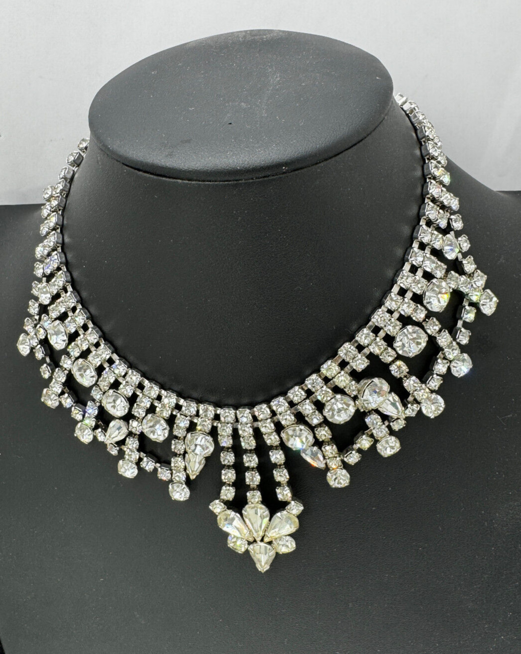 Rhinestone Necklace 16″ choker adjustable Bracelet 8″ Silver Tone Sparkles