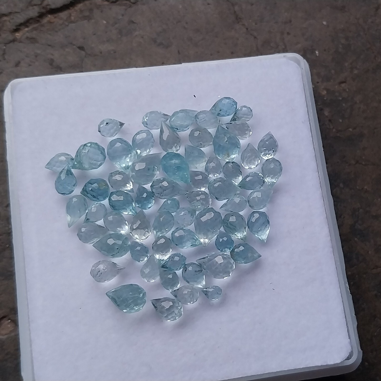 31.5Ct 2.5×4 to 5×7.5 MM Natural Blue Moss Aquamarine Teardrops Cut 61 Piece Lot